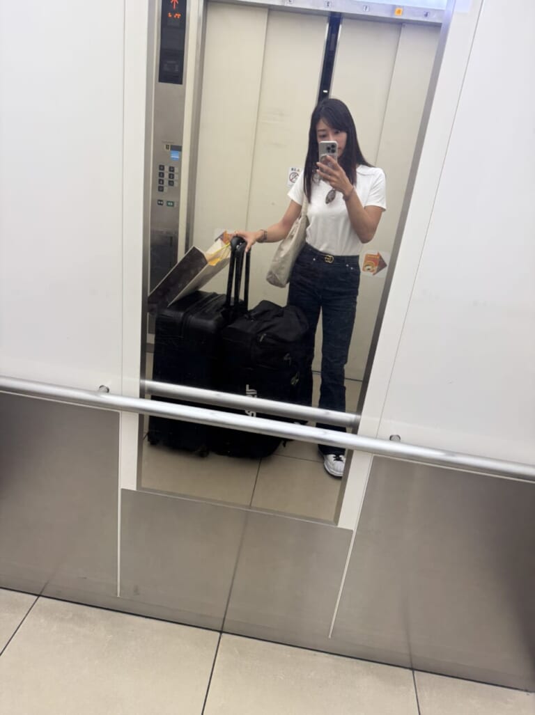 指出瑞貴　　サイン・ハウス｜「女優・指出瑞貴のバイク×音楽×コーヒーdiary(仮)」 その16～サインハウスオフィスへお邪魔してきた！なぜなら…ヘルメット◯個持ち込み？！笑 ～ 