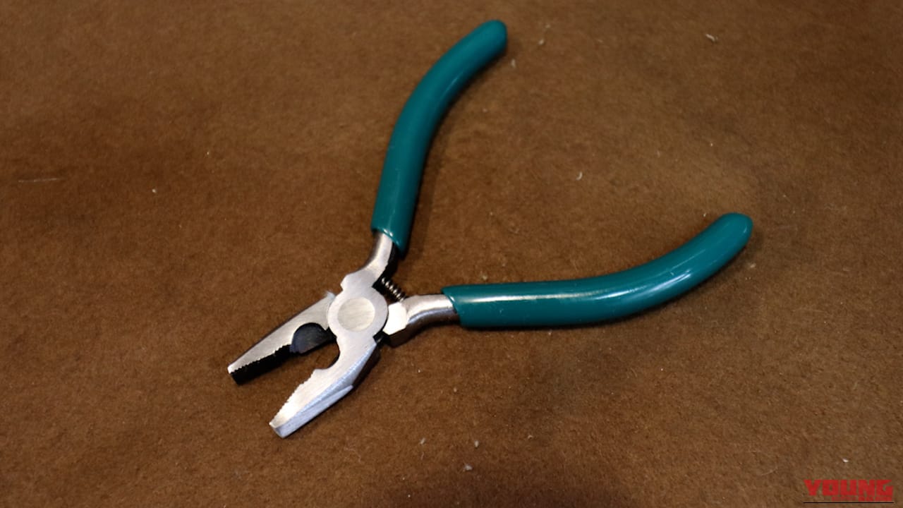 【工具は七変化】冬の指挟みよサラバ! ダイソーのペンチを削って専用チェーンプライヤーを自作する裏ワザ｜【工具は七変化】冬の指挟みよサラバ! ダイソーのペンチを削って専用チェーンプライヤーを自作する裏ワザ