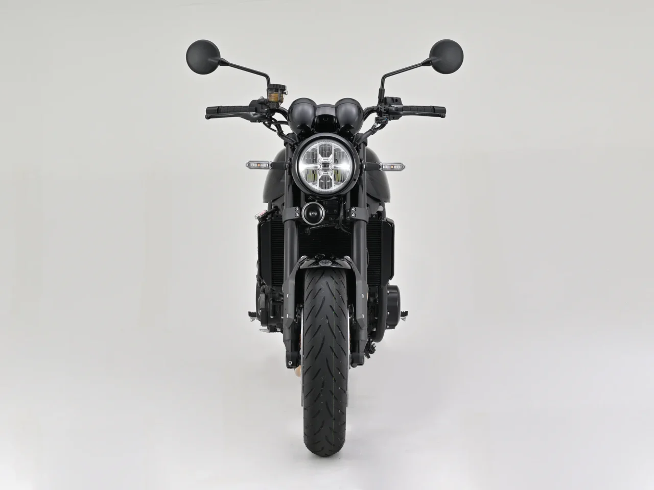 |Z900RSオーナー朗報! デイトナの大定番「パイプエンジンガード」がリニューアル。新型&2027年モデルまでまるっとカバー!
