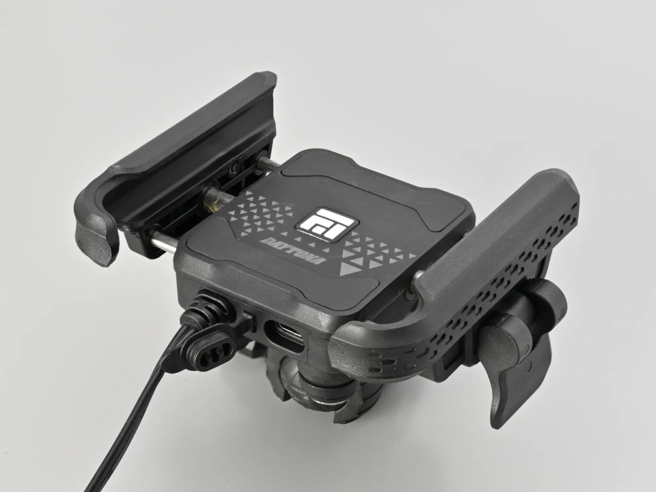 FLEX FSH-3 PD充電|デイトナから「ちょうどいい」の大本命が登場!スマホ固定とUSB-C急速充電が合体した「FLEX FSH-3 PD充電」がアツい