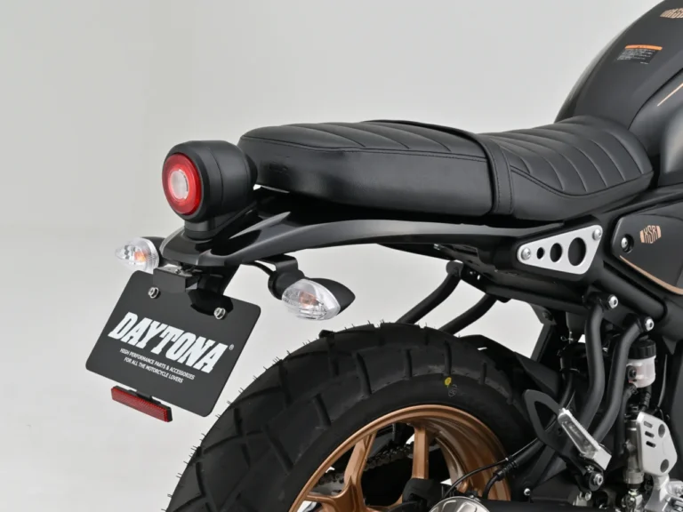 XSR155&Z900RS SE用LEDフェンダーレスキット|リア周りをギュッと凝縮! デイトナからXSR155&Z900RS SE用の「LEDフェンダーレスキット」が新登場