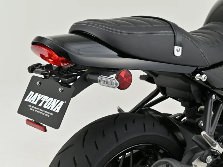 XSR155&Z900RS SE用LEDフェンダーレスキット|リア周りをギュッと凝縮! デイトナからXSR155&Z900RS SE用の「LEDフェンダーレスキット」が新登場