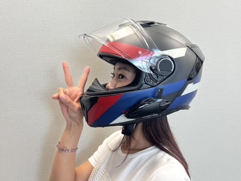 指出瑞貴　　サイン・ハウス｜「女優・指出瑞貴のバイク×音楽×コーヒーdiary(仮)」 その16～サインハウスオフィスへお邪魔してきた！なぜなら…ヘルメット◯個持ち込み？！笑 ～ 