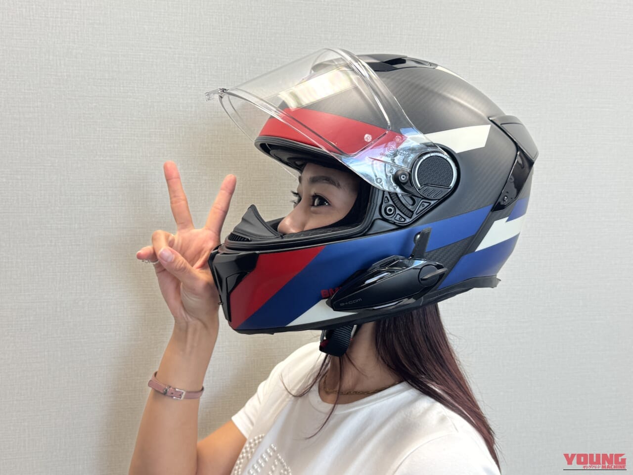指出瑞貴　　サイン・ハウス｜「女優・指出瑞貴のバイク×音楽×コーヒーdiary(仮)」 その16～サインハウスオフィスへお邪魔してきた！なぜなら…ヘルメット◯個持ち込み？！笑 ～ 