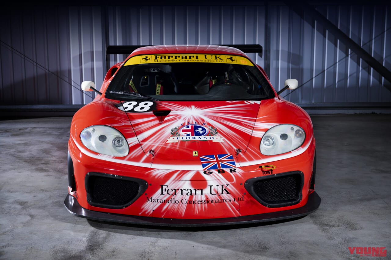2001年製、フェラーリ360 N-GT|「初めてのフェラーリとして飛ぶように売れた」それまでの常識を破った360モデナ。これをベースにしたレーシングモデルが、納得の指し値でオークションに出品