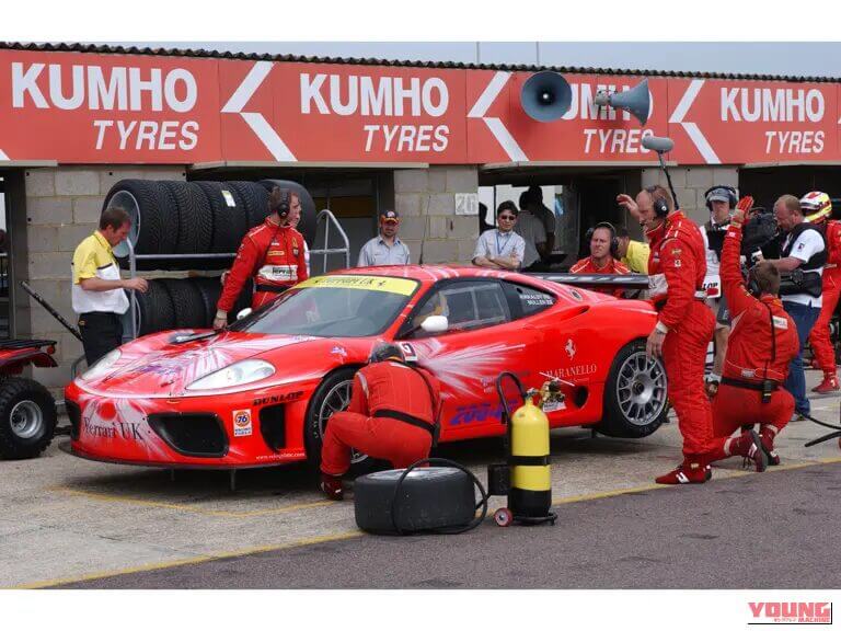 2003年のGT選手権、イギリスのスラクストンで総合2位をゲットした際のフェラーリ360 N-GT|「初めてのフェラーリとして飛ぶように売れた」それまでの常識を破った360モデナ。これをベースにしたレーシングモデルが、納得の指し値でオークションに出品