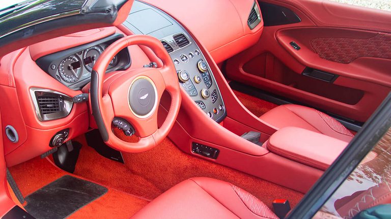 「市場には滅多に出てこない」生産台数99台という超希少モデル。カッコいいモデルに仕上がっている［ヴァンキッシュ・ザガート・ヴォランテ］を紹介
