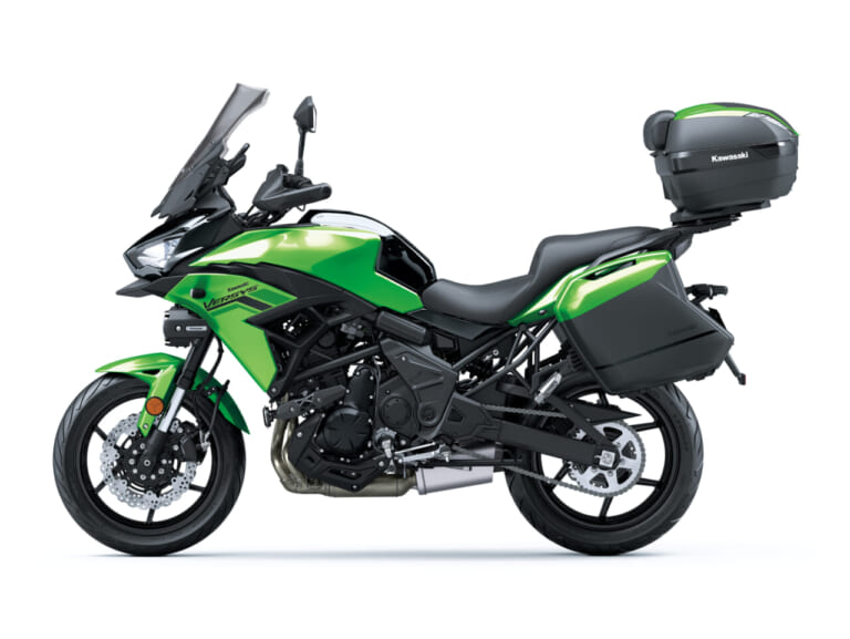 KAWASAKI VERSYS 650|前年モデルから価格据え置き! 航続距離450kmを誇る20Lタンクを備え、伝統色に刷新されたミドルクロスオーバー「VERSYS 650」2027年モデルが登場