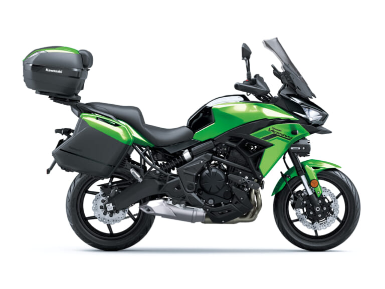 KAWASAKI VERSYS 650｜前年モデルから価格据え置き! 航続距離450kmを誇る20Lタンクを備え、伝統色に刷新されたミドルクロスオーバー「VERSYS 650」2027年モデルが登場