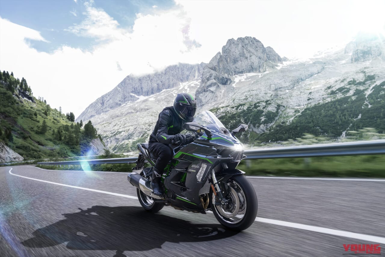 KAWASAKI Ninja H2 SX SE｜驚異の200馬力スーパーチャージャーに前車追従クルコンに電子制御サス! カワサキの最高峰ツアラー「Ninja H2 SX SE」2027年型が価格据え置きで登場