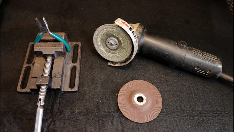 【工具は七変化】冬の指挟みよサラバ! ダイソーのペンチを削って専用チェーンプライヤーを自作する裏ワザ|【工具は七変化】冬の指挟みよサラバ! ダイソーのペンチを削って専用チェーンプライヤーを自作する裏ワザ