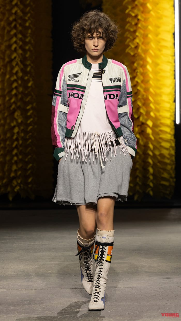 Onitsuka Tiger Spring/Summer 2027 Collection｜フルカウル版CB750ホーネット!? タイガーイエローと黒ストライプが躍動するホンダ×オニツカタイガーのミドルスポーツコンセプトがミラノで公開【海外】