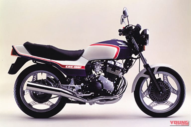 1982年に登場した、Honda スーパースポーツCBX400F｜なぜ人気再燃？新型投入で脚光を浴びる「400cc×4気筒」。かつての名車にも注がれる熱視線。高値で取引される事例も［ホンダ・CBX400F］