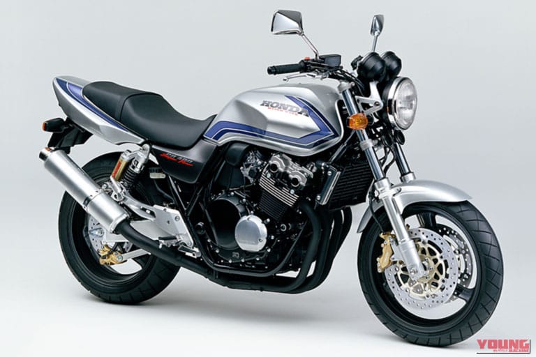 CB400 SUPER FOUR｜「スペック競争はもういいよ…」普通二輪免許で乗れる4気筒の名車たち！ 多彩なデザインで見るだけでも楽しい12車種を一挙紹介！