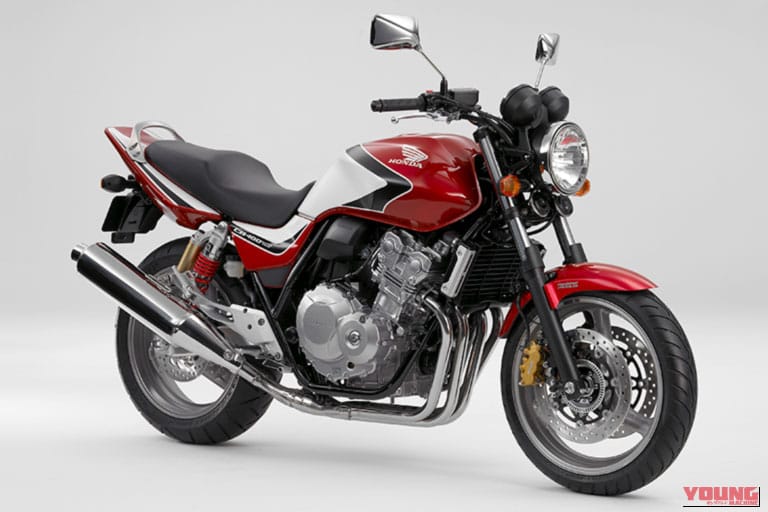 CB400 SUPER FOUR｜「スペック競争はもういいよ…」普通二輪免許で乗れる4気筒の名車たち！ 多彩なデザインで見るだけでも楽しい12車種を一挙紹介！