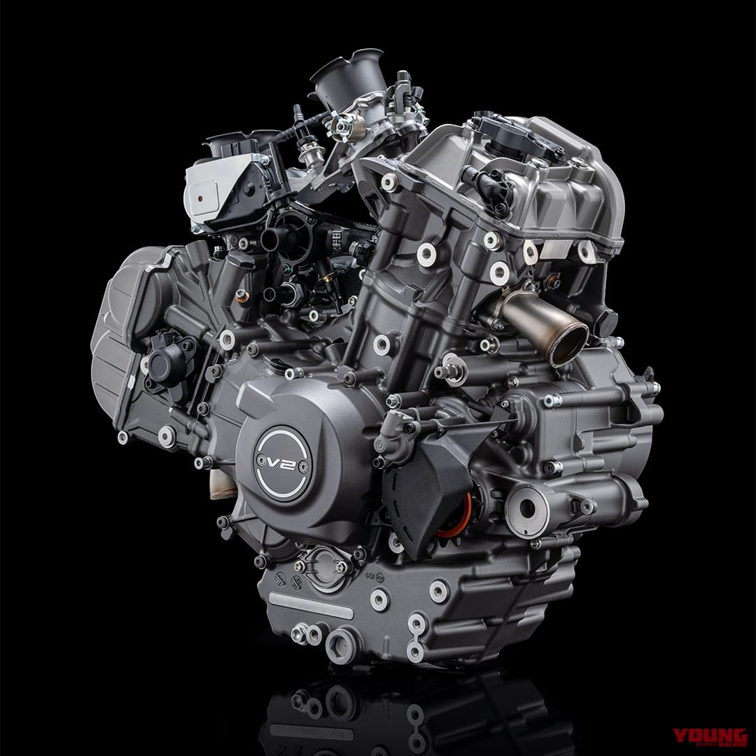 |アルミニウム製モノコックフレームで軽量化! 可変バルブタイミングIVTを新採用したドゥカティ新型V2ツイン2車が国内導入開始【ハイパーモタードV2 SP/デザートX】