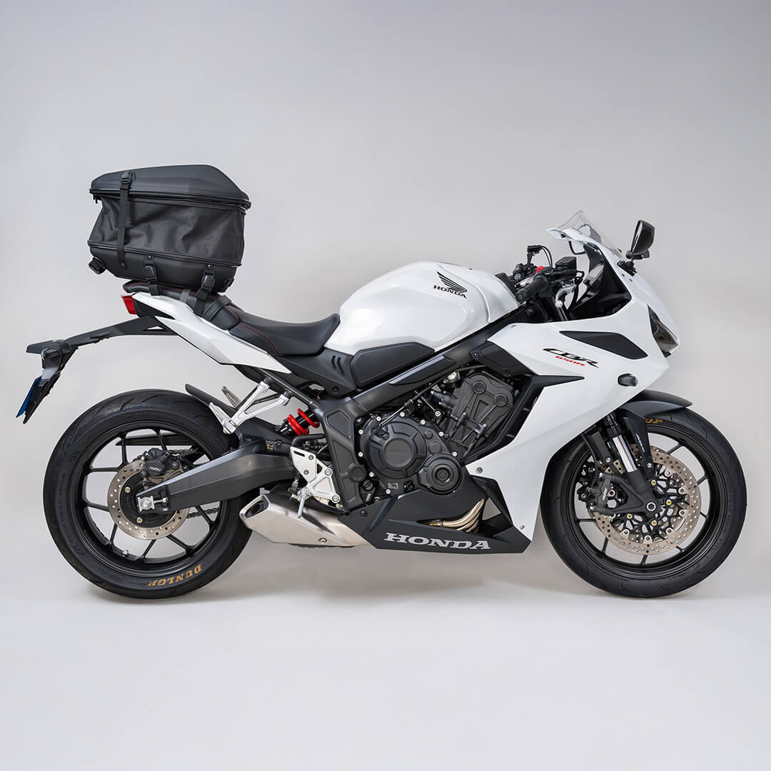 |【増量可能】ヘルメットまで入る。 完全防水を実現した『エアロフィットシートバッグGT2』がタナックスから新登場【TANAX】