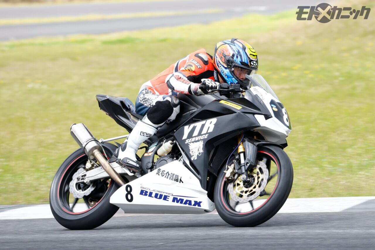 オーヴァーレーシングプロジェクツ｜アストライド｜参加車｜CBX?TZR?ノートン？エグリ! 誰でもどんなスキルでもサーキットを満喫できる走行会イベントで見つけた、個性豊かな絶版車たち