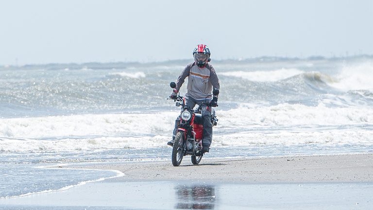 実走燃費は59.98km/L 快走すると燃費はやや落ちるぞ!|【実走検証】CT125ハンターカブはガソリン満タンで何キロ走れる?ハイスピード房総ツーリングで限界まで走らせてみた結果!