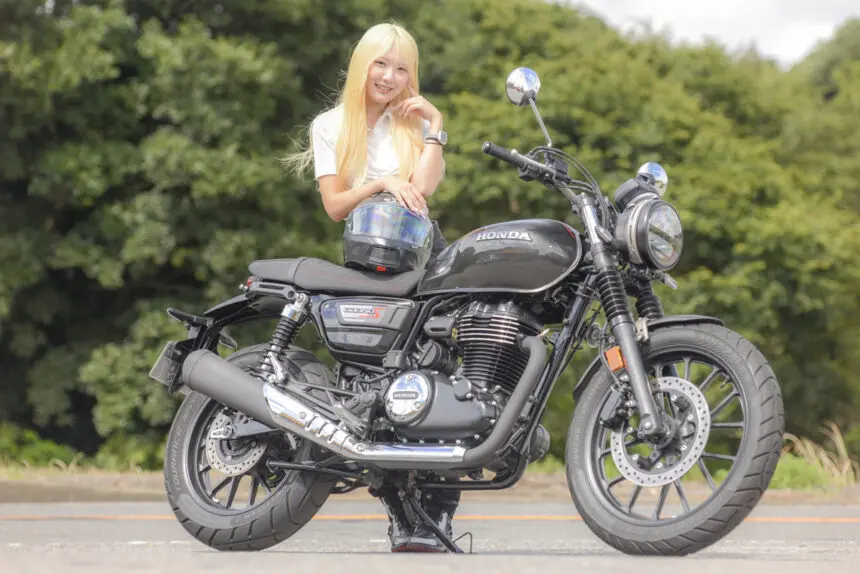 【SS好き女子大生が比較】CBR250RRオーナーが体験したホンダ「GB350」と「GB350 S」の予想外な軽快感とポジション差