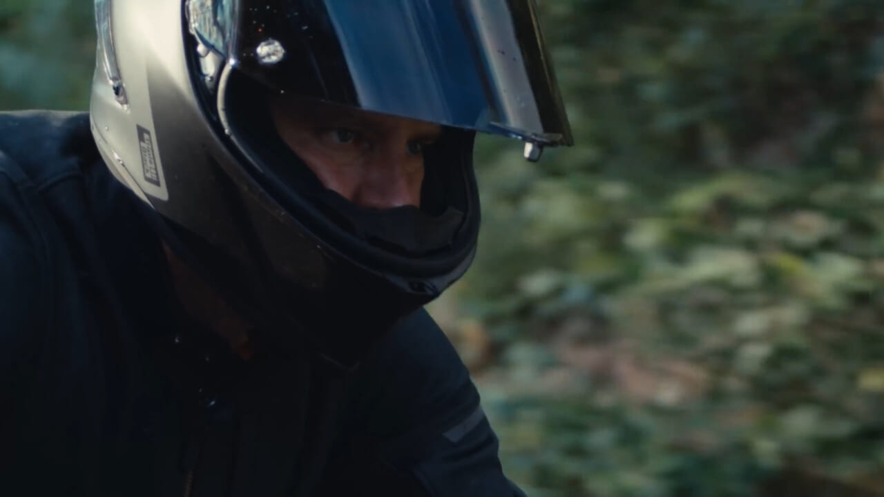 The Ones Who Ride｜BMWトップが自らガレージで語る熱量！ 公式ドキュメンタリー「The Ones Who Ride」第2弾が解禁、マン島TTの狂気に迫る