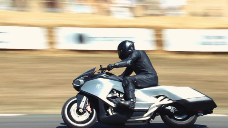 The Ones Who Ride|BMWトップが自らガレージで語る熱量! 公式ドキュメンタリー「The Ones Who Ride」第2弾が解禁、マン島TTの狂気に迫る
