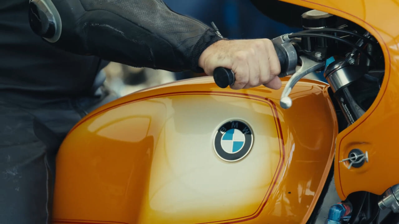 The Ones Who Ride｜BMWトップが自らガレージで語る熱量！ 公式ドキュメンタリー「The Ones Who Ride」第2弾が解禁、マン島TTの狂気に迫る