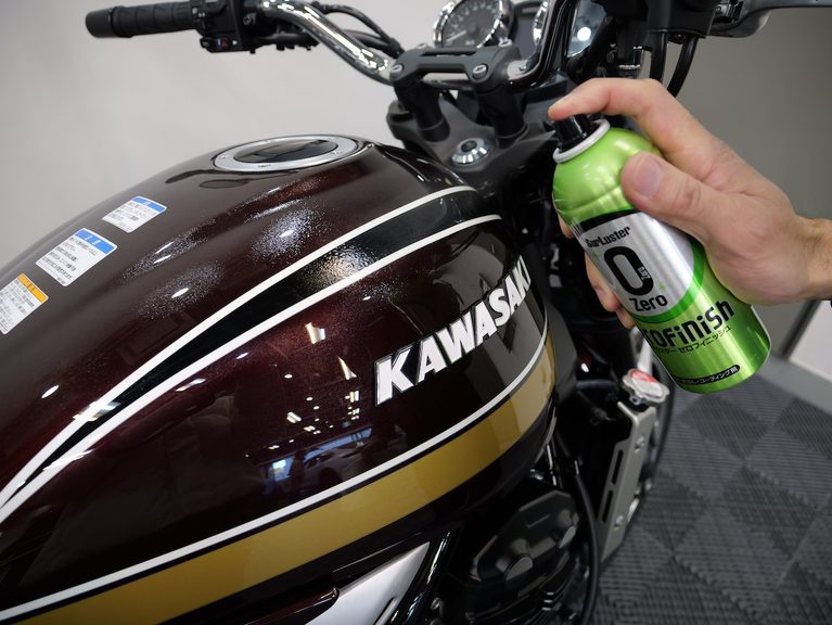 バイクメンテのトリセツ|お手軽バイクメンテナンスの必需品 汚れ落とし&ツヤ出しスプレー・ゼロフィニッシュのトリセツ
