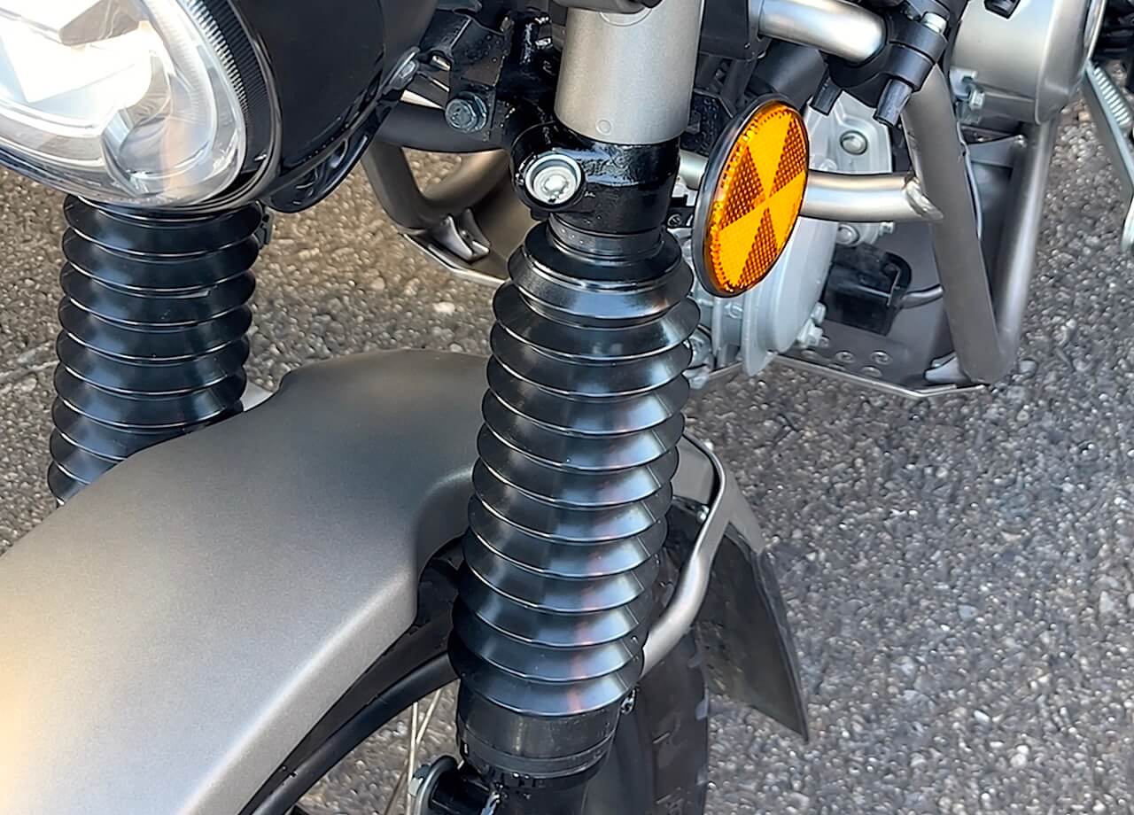 バイクメンテのトリセツ|お手軽バイクメンテナンスの必需品 汚れ落とし&ツヤ出しスプレー・ゼロフィニッシュのトリセツ
