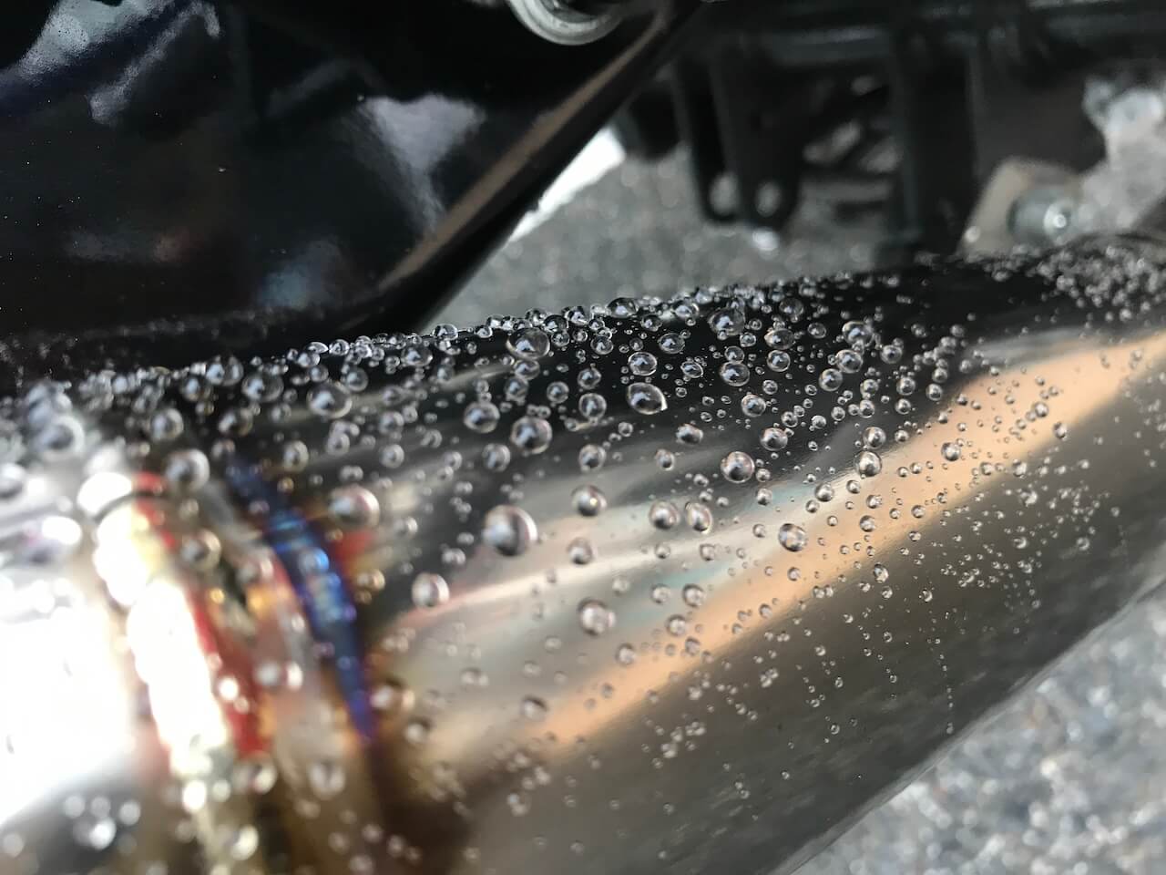 バイクメンテのトリセツ|お手軽バイクメンテナンスの必需品 汚れ落とし&ツヤ出しスプレー・ゼロフィニッシュのトリセツ