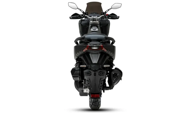 SYM ADX 250|欧州8000km砂漠走破の血統! スマホ連携&TCS装備の本格クロスオーバー250ccスクーターが台湾SYMから上陸中【ADX 250】