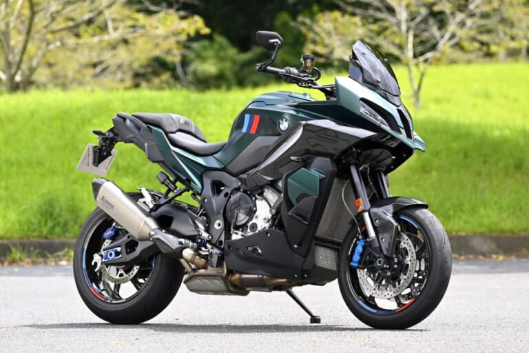 BMW M1000XR｜【走りに集中する“Mシリーズ”らしい高いスポーツ性をとくと味わえ！】BMW M1000XR試乗レポート