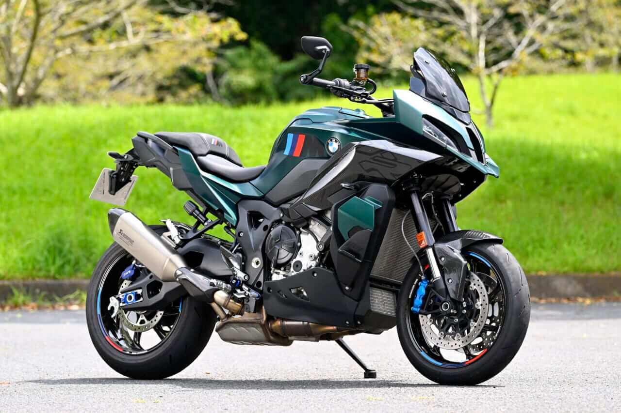 BMW M1000XR|【走りに集中する“Mシリーズ”らしい高いスポーツ性をとくと味わえ!】BMW M1000XR試乗レポート