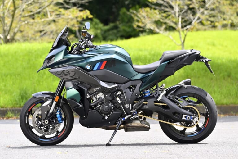 BMW M1000XR｜【走りに集中する“Mシリーズ”らしい高いスポーツ性をとくと味わえ！】BMW M1000XR試乗レポート