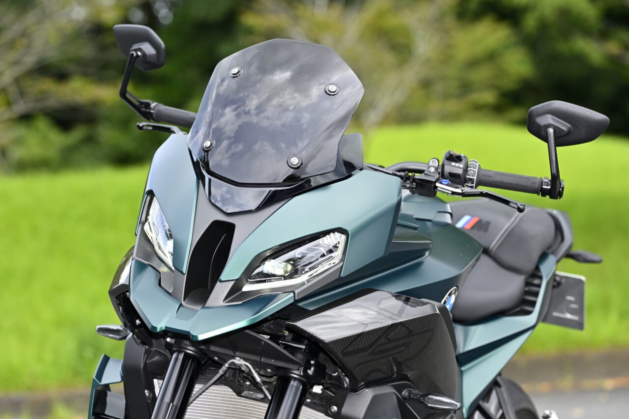 BMW M1000XR|【走りに集中する“Mシリーズ”らしい高いスポーツ性をとくと味わえ!】BMW M1000XR試乗レポート