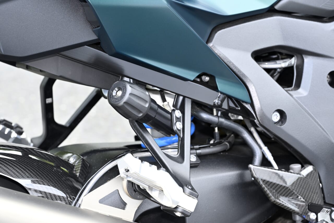 BMW M1000XR|【走りに集中する“Mシリーズ”らしい高いスポーツ性をとくと味わえ!】BMW M1000XR試乗レポート