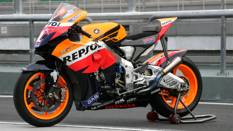Honda & YAMAHA 主要GPマシン一覧|【伝説の多気筒から現代MotoGPまで】ホンダ常勝の歴史を作った主要「GPマシン」ガイド | 2万回転のモンスターに全15戦全勝マシンも