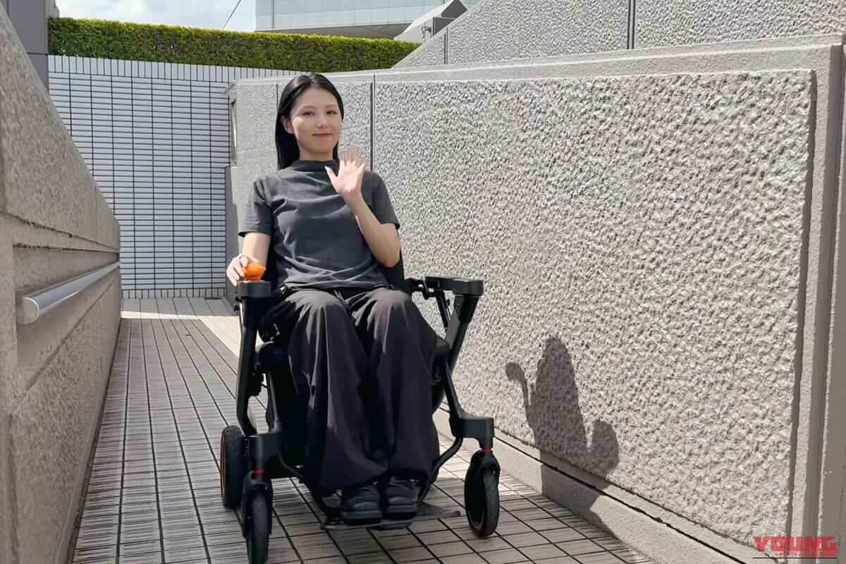 ELEMOs e-Buddy｜【免許不要/1台3役】ジョイスティック1本で直感操作! 電動車いす「e-Buddy」が叶えるアクティブな老後の自由