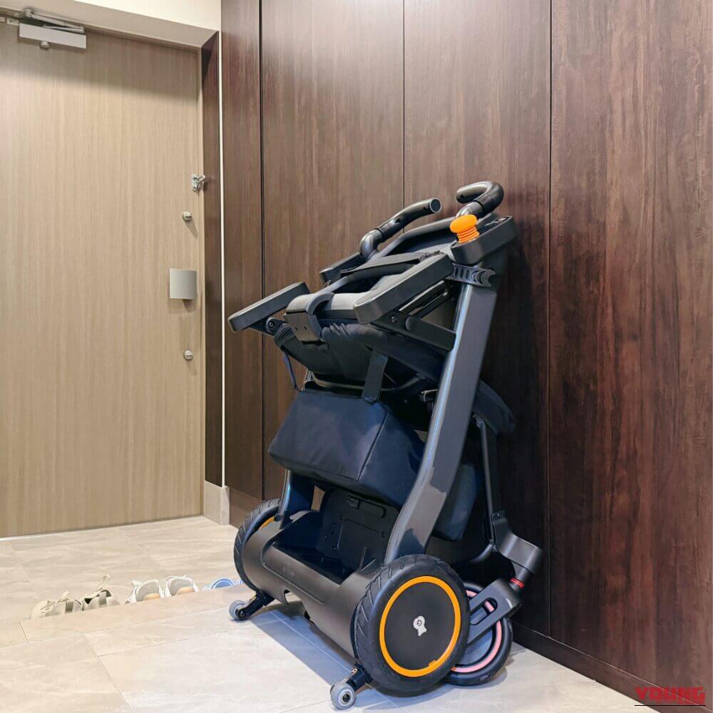 ELEMOs e-Buddy｜【免許不要/1台3役】ジョイスティック1本で直感操作! 電動車いす「e-Buddy」が叶えるアクティブな老後の自由