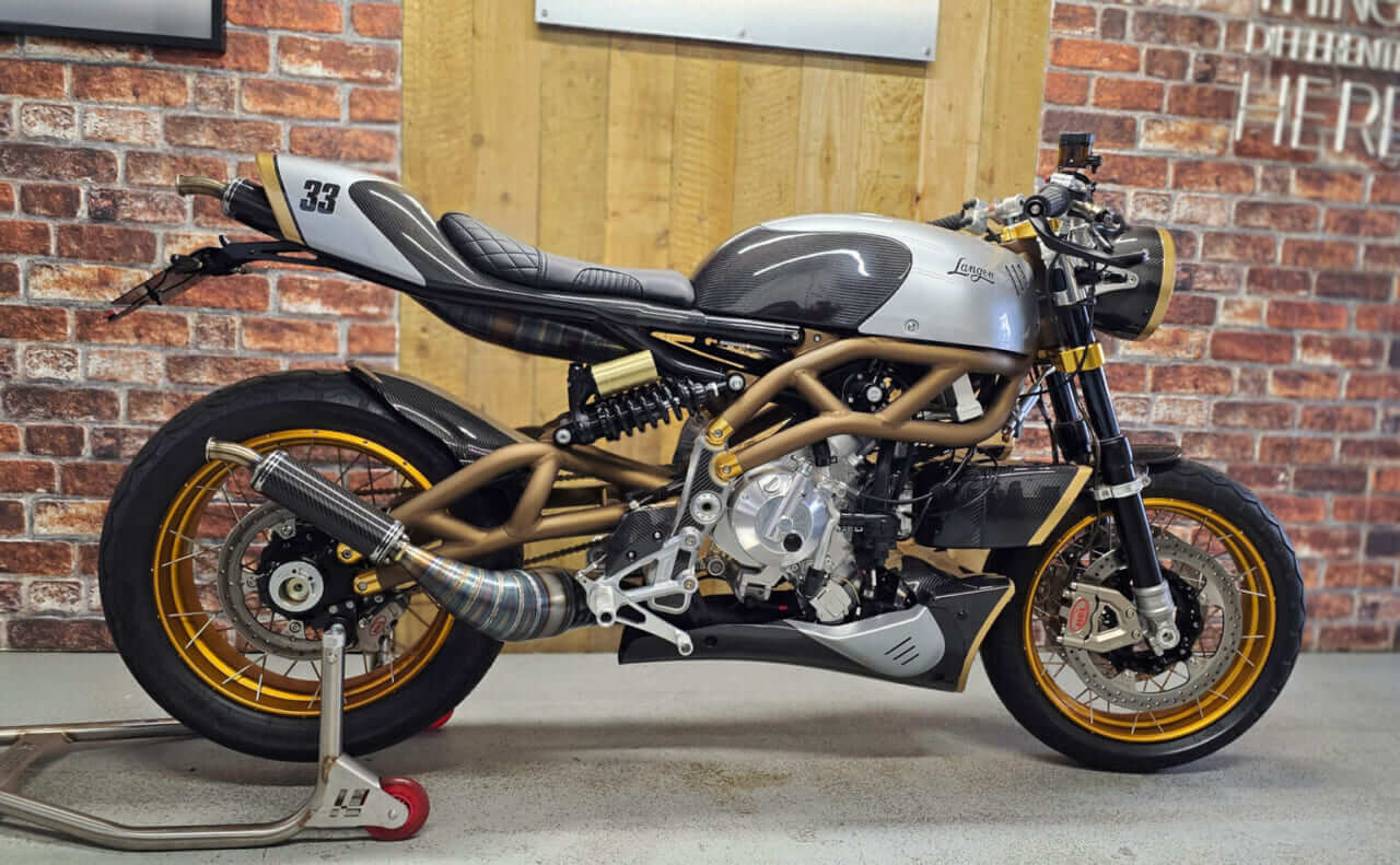 Langen Two Stroke（ランゲン ツー ストローク）| モータリスト｜【新車で買える2スト】モータリスト代表が語る。２ストマシン VINS Duecinquantaは「価値観が変わる」といっても過言じゃない！