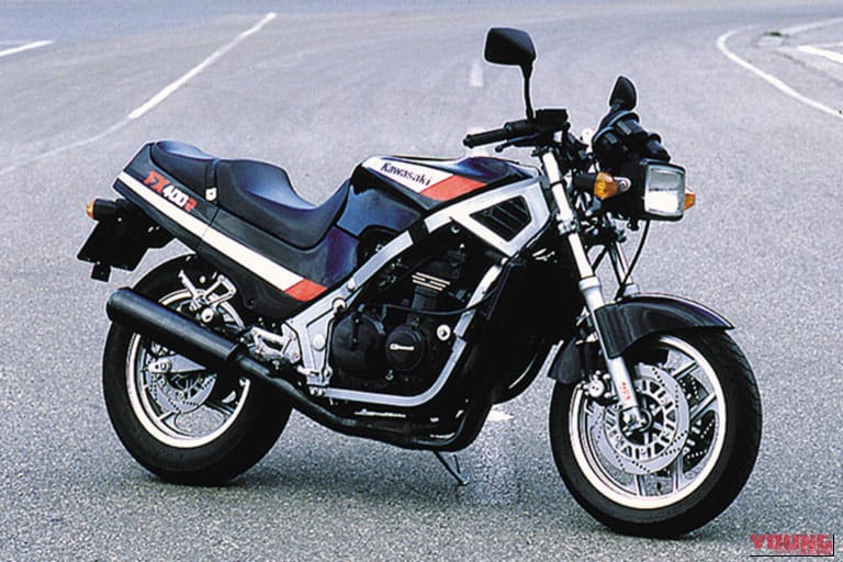 1985年製のカワサキFX400Rの車体の写真｜「こんなにもあるんだ…」普通二輪免許で乗れる4気筒の名車たち。レーサーレプリカモデルを一挙に7車種紹介！