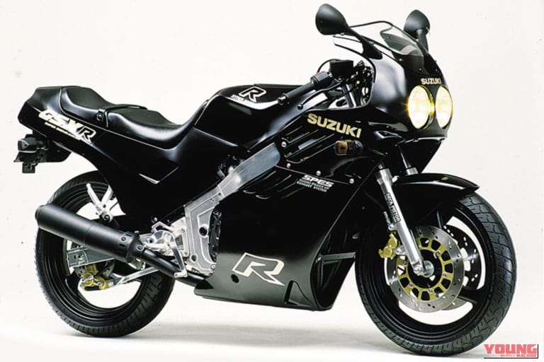 1987年製、スズキのGSX-Rの車体の写真｜「こんなにもあるんだ…」普通二輪免許で乗れる4気筒の名車たち。レーサーレプリカモデルを一挙に7車種紹介！