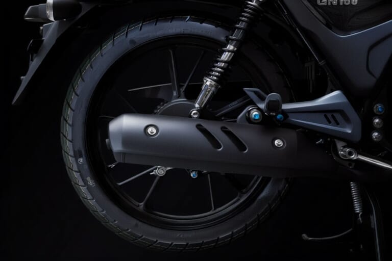 SUZUKI GN 160｜時代を超越するクラシックデザインに162cc＋フロントABS! タフに走るスズキ「GN 160」がコロンビアで登場