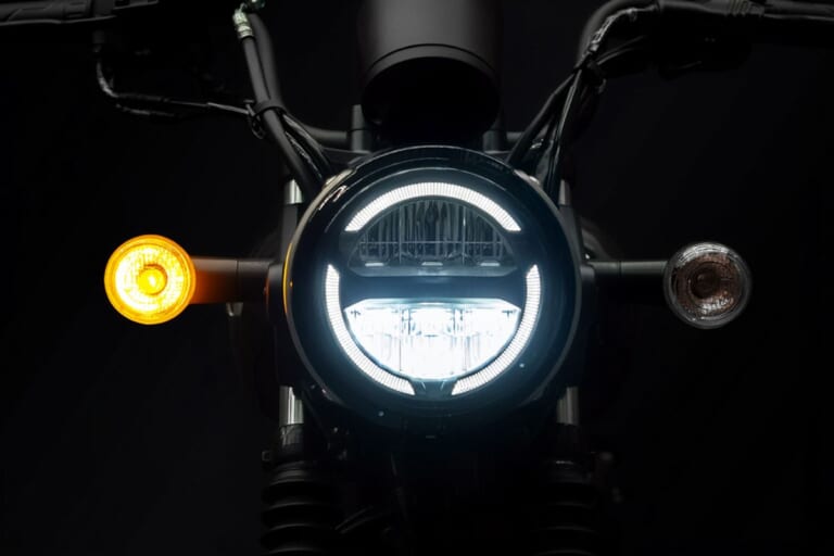 SUZUKI GN 160｜時代を超越するクラシックデザインに162cc＋フロントABS! タフに走るスズキ「GN 160」がコロンビアで登場