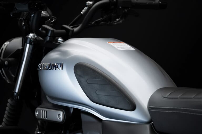 SUZUKI GN 160|時代を超越するクラシックデザインに162cc+フロントABS! タフに走るスズキ「GN 160」がコロンビアで登場