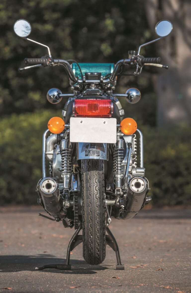 SUZUKI ROTARY RE-5｜ジウジアーロデザインと“茶筒”メーター! スズキが挑んだロータリーエンジンの夢と真実【ROTARY RE-5:1974～1976】