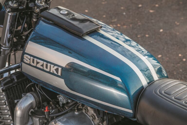SUZUKI ROTARY RE-5|ジウジアーロデザインと“茶筒”メーター! スズキが挑んだロータリーエンジンの夢と真実【ROTARY RE-5:1974~1976】