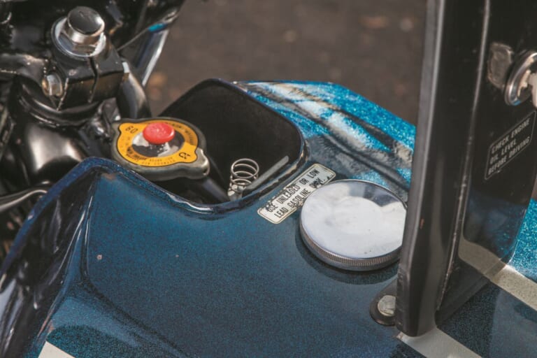 SUZUKI ROTARY RE-5｜ジウジアーロデザインと“茶筒”メーター! スズキが挑んだロータリーエンジンの夢と真実【ROTARY RE-5:1974～1976】