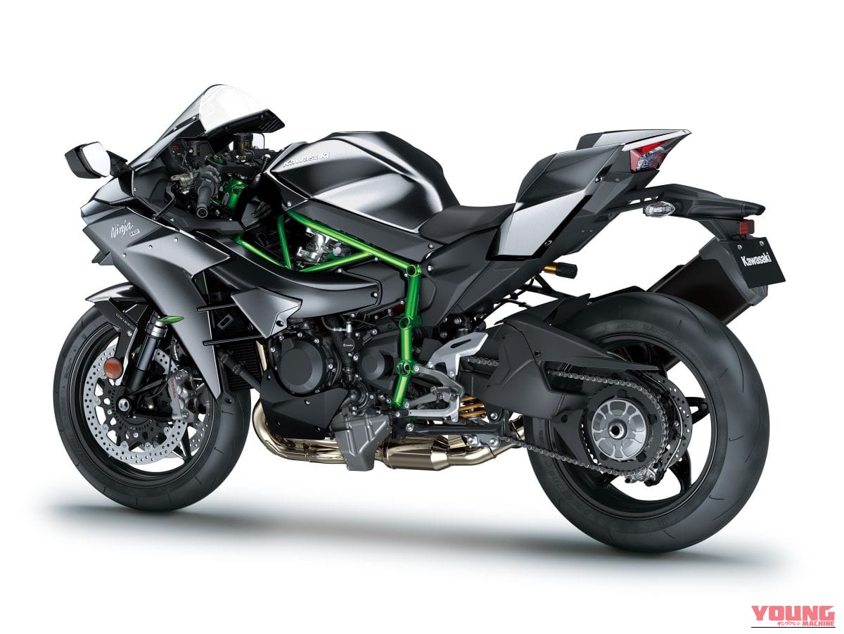 |唯一無二の過給機モンスターが衝撃復活! 海外で牙を磨いてきたカワサキ「Ninja H2 CARBON」が圧縮比11.2&減速比ショート化で覚醒して国内再導入