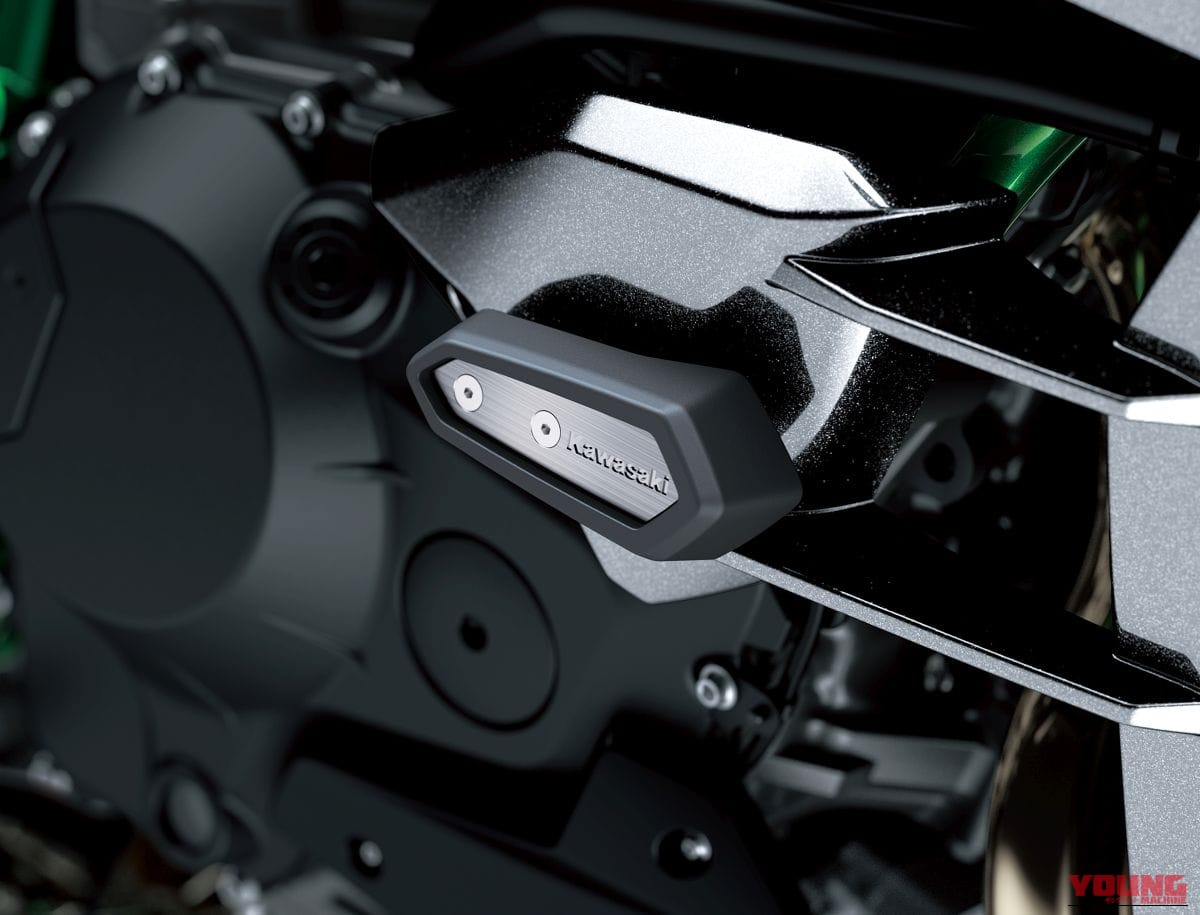 KAWASAKI Ninja H2 CARBON|唯一無二の過給機モンスターが衝撃復活! 海外で牙を磨いてきたカワサキ「Ninja H2 CARBON」が圧縮比11.2&減速比ショート化で覚醒して国内再導入